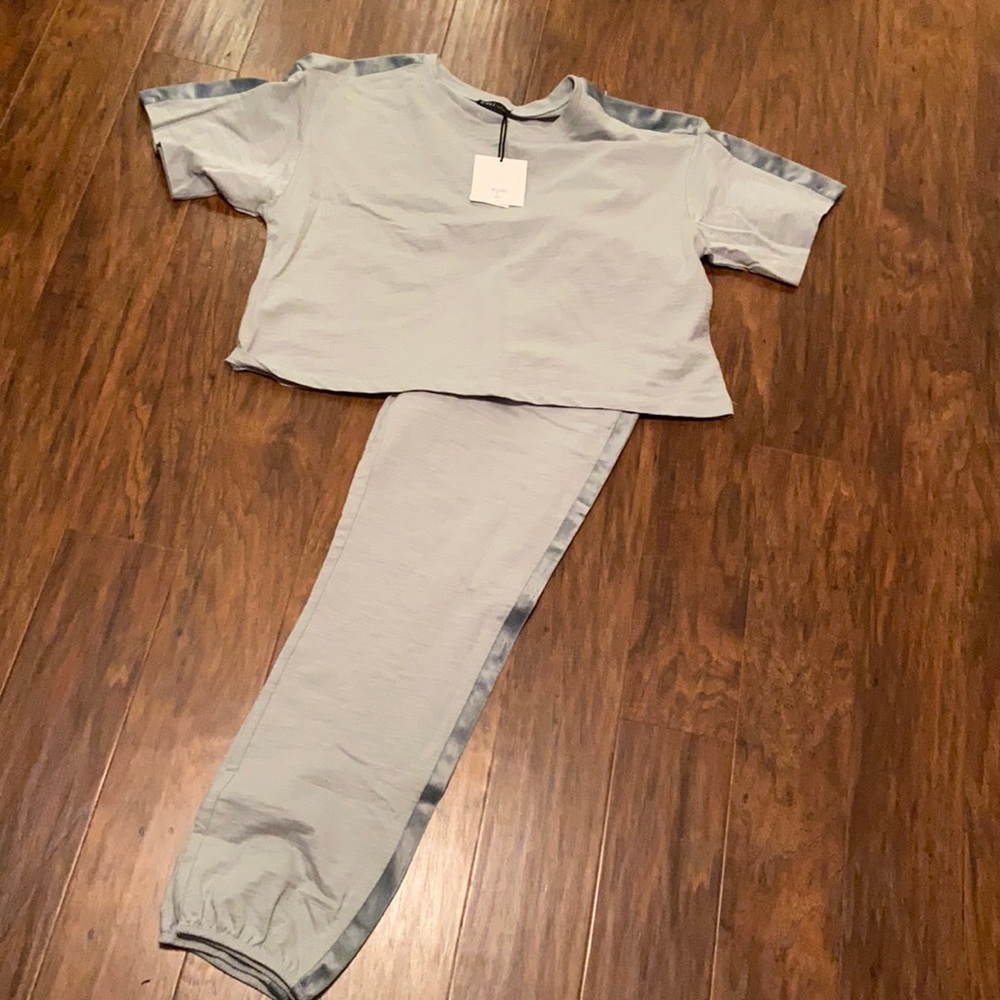 Very J matching lounge set, sage, size large